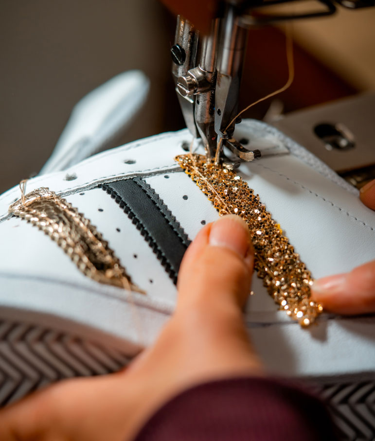 dressed sneakers personalizzate