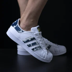 superstar fly by night adidas sneakers personalizzate camouflage blu da dressed