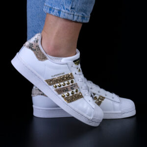 superstar snap adidas sneakers personalizzate glitter oro tessuto pitonato borchie da dressed